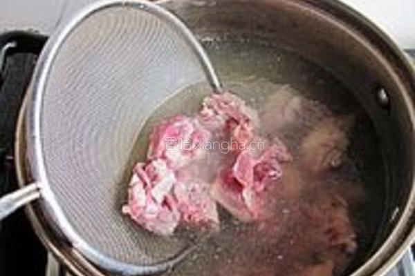 冬瓜荷叶煲老鸭的做法图解4