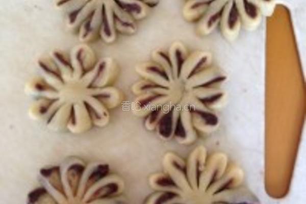菊花豆沙酥的做法图解6