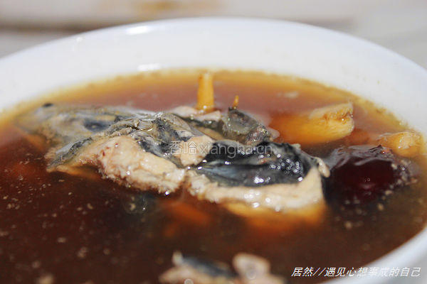 阿胶炖乌鸡