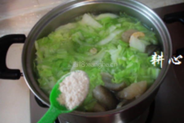 大白菜海参汤的做法图解12