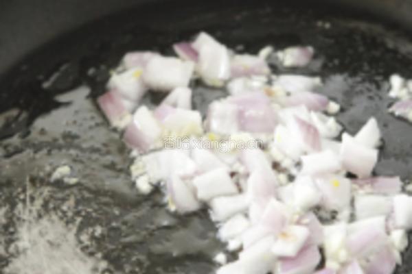 菌菇焖饭的做法图解2