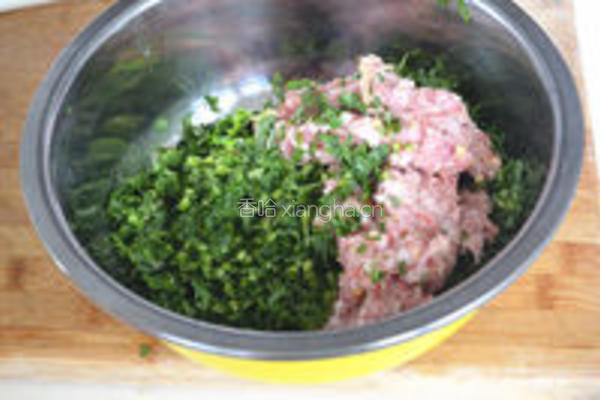 茼蒿鲜肉大馄饨的做法图解5