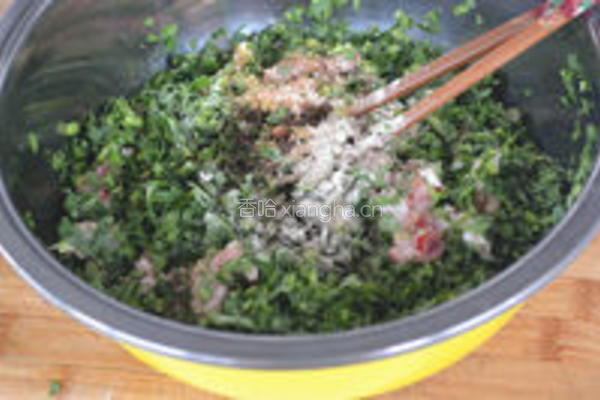 茼蒿鲜肉大馄饨的做法图解6