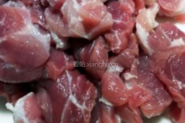 猪展芥菜汤的做法图解2
