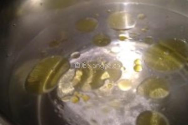 白酱海鲜意大利面的做法图解3