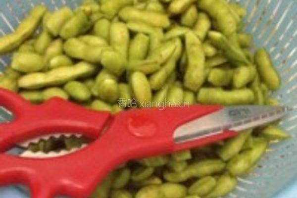 卤水毛豆的做法图解2