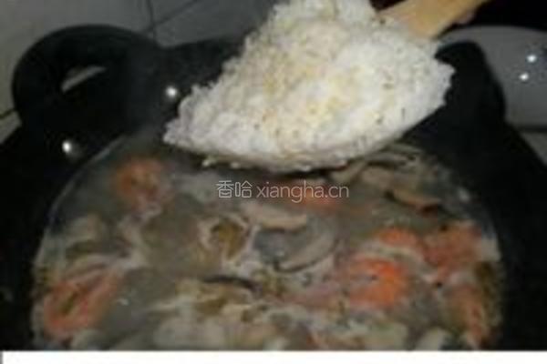 海鲜泡饭的做法图解3