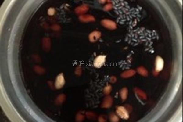 三黑豆浆的做法图解1