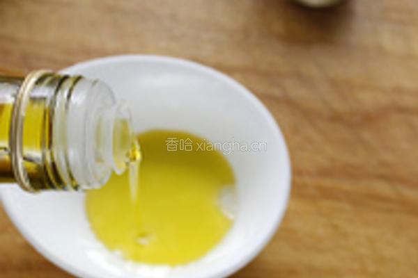 橄榄油蔬菜沙拉的做法图解1