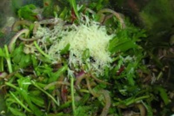 葡萄醋茼蒿沙拉的做法图解11