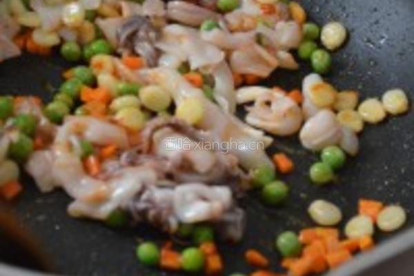 超酥软鱿鱼披萨的做法图解5