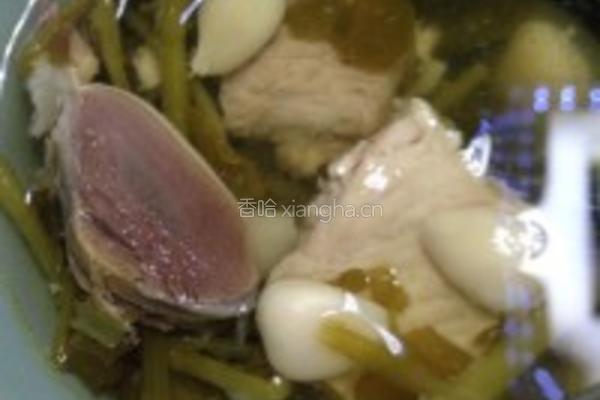 陈肾南北杏西洋菜瘦肉汤的做法图解6