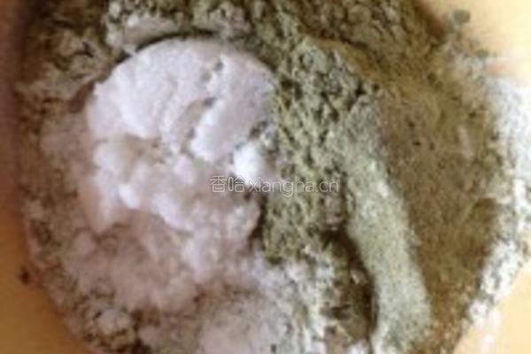 抹茶红豆沙糯米糍的做法图解1