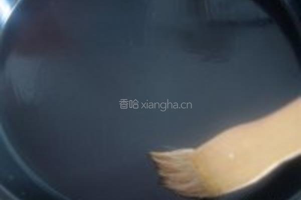 金枪鱼大虾比萨的做法图解11
