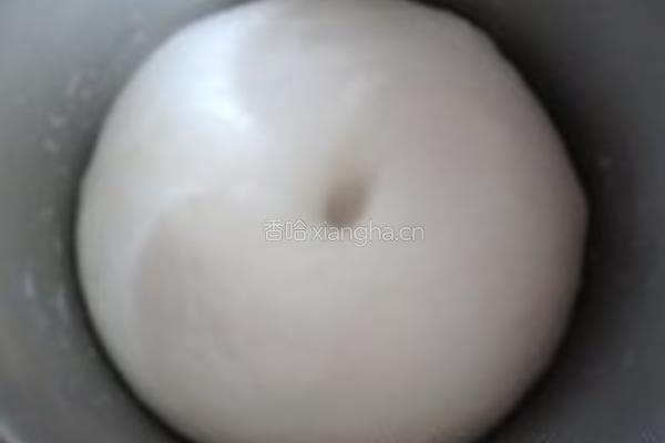 金枪鱼大虾比萨的做法图解8