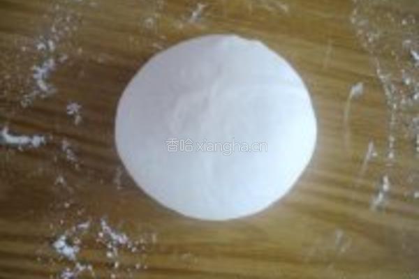 金枪鱼大虾比萨的做法图解9