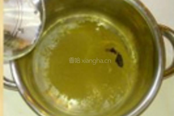 蜜桂花黄桃龟苓膏的做法图解2