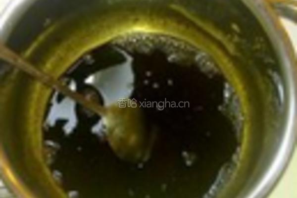 蜜桂花黄桃龟苓膏的做法图解3