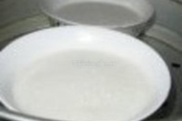 黄桃双皮奶的做法图解2