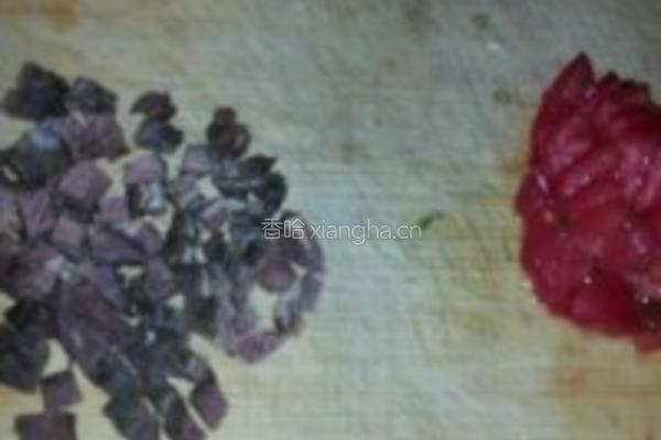 南瓜牛肉咖喱炒饭的做法图解2