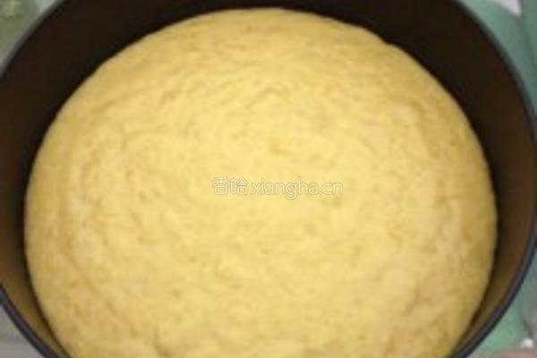 黄桃鲜奶油cake的做法图解3