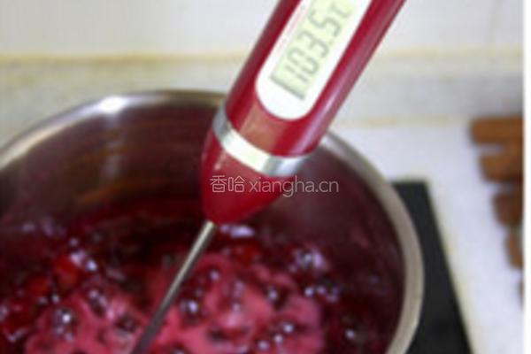 树莓黑布林慕斯的做法图解12