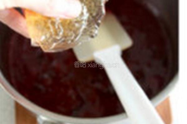 树莓黑布林慕斯的做法图解14