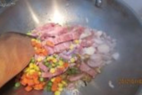 培根榨菜蛋炒饭的做法图解6