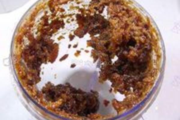 蜜枣戚风蛋糕卷的做法图解3