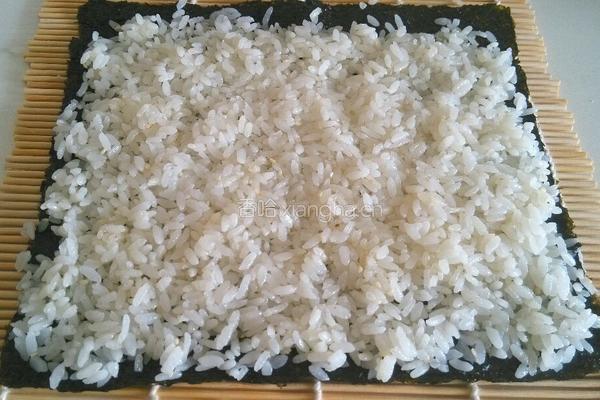 金枪鱼辣白菜紫菜包饭的做法图解7