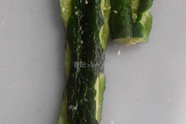 凉拌拍青瓜的做法图解2