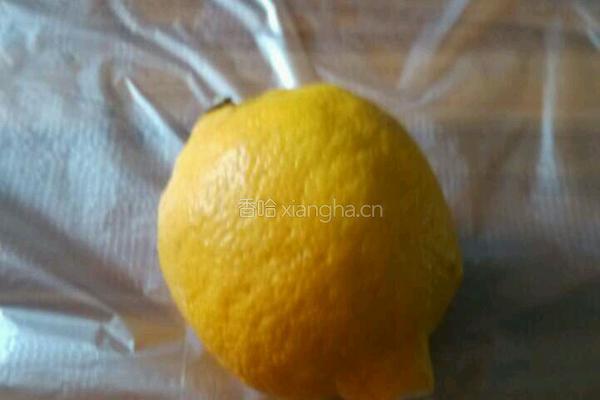 蜂蜜镇柠檬的做法图解1