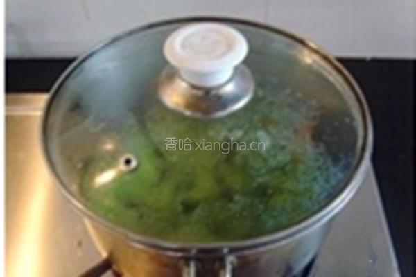 珍选捞汁毛豆的做法图解4
