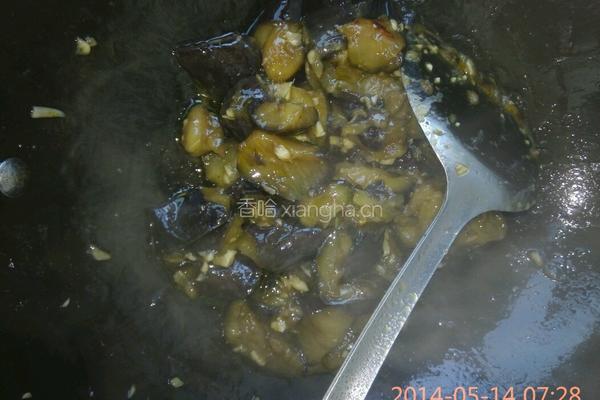 蒜香茄块的做法图解6