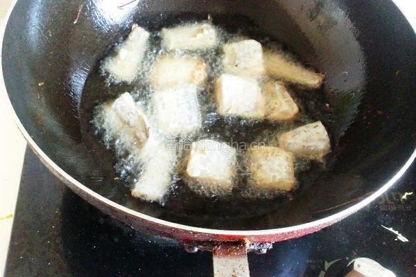 番茄带鱼的做法图解3