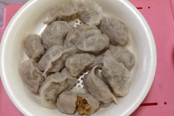 东北酸菜水饺