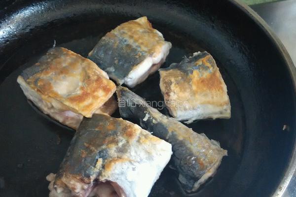 茄汁香酥鱼的做法图解3