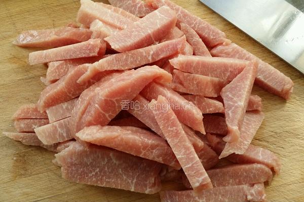 糖醋里脊肉的做法图解1