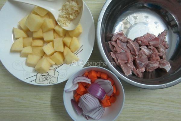 咖喱牛腩饭的做法图解2