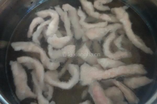 土豆杭椒炒肉条的做法图解2