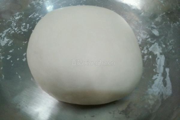 番茄酱烩面片的做法图解1