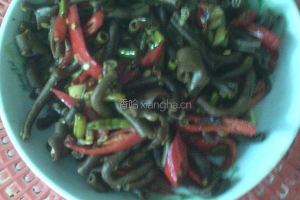 酸辣卤鸭肠的做法图解4