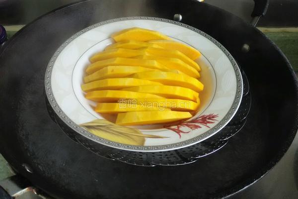 蜜汁南瓜的做法图解3