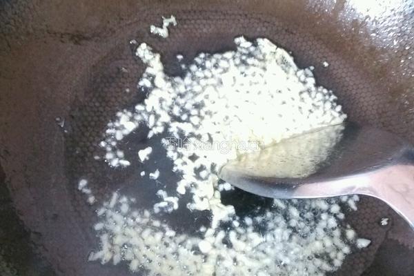 腊肉土豆糯米饭的做法图解4