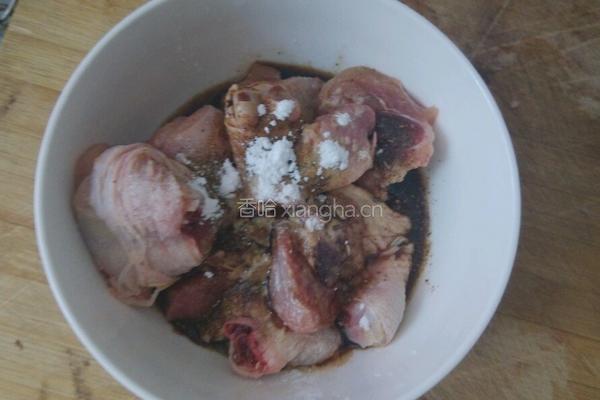 鸡腿炖土豆的做法图解2
