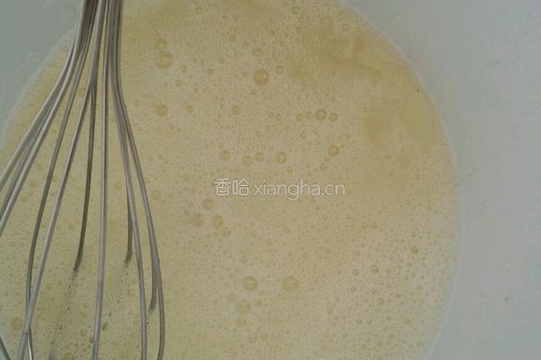 电饭锅蛋糕的做法图解1