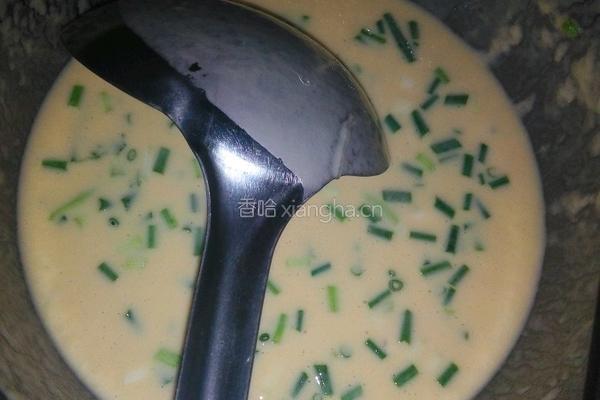 葱花煎饼的做法图解2