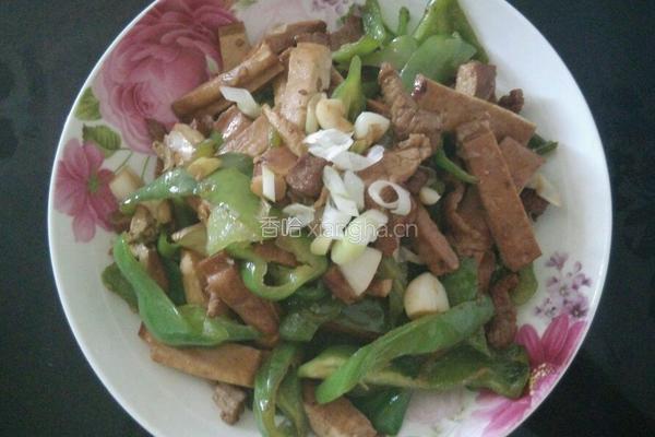 香干子炒肉丝的做法图解7