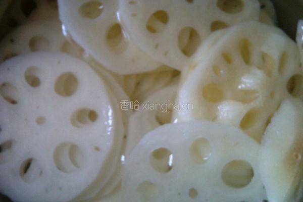胭脂醉的做法图解1
