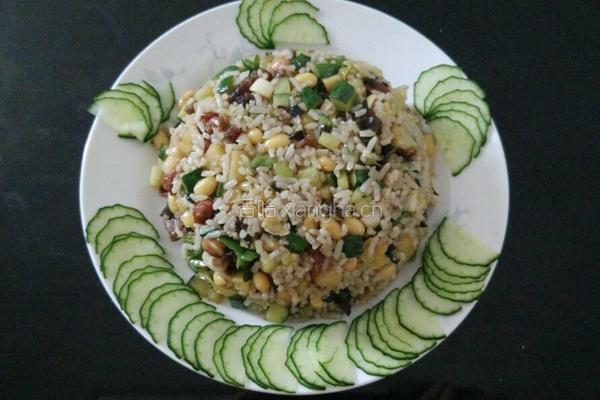 什锦炒饭的做法图解7